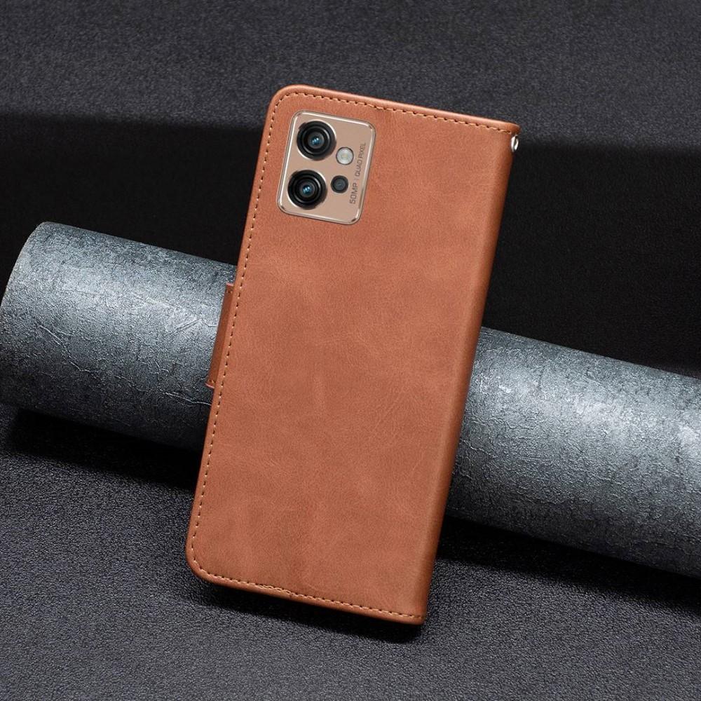 Bild på Motorola Moto G32 4G Skinnfodral med Ställ - Brun